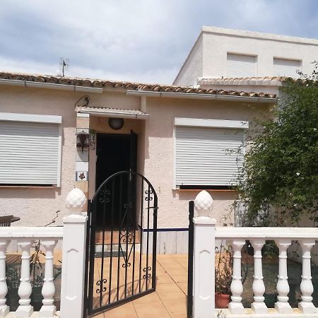 Bungalow Cerca De La Playa Denia Luaran gambar