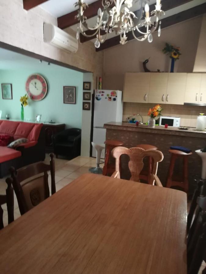 Bungalow Cerca De La Playa Denia Luaran gambar