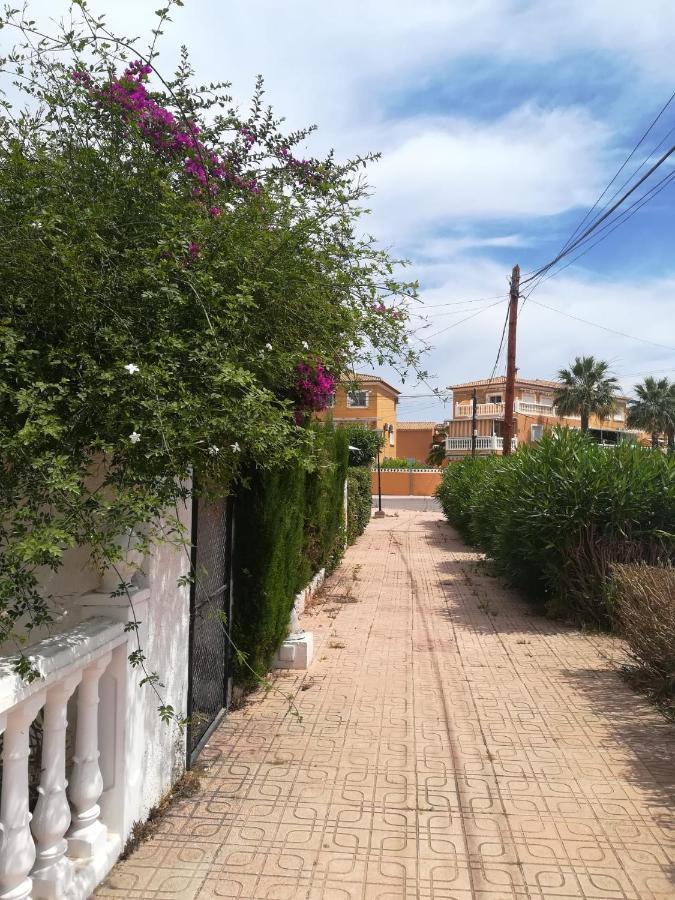 Bungalow Cerca De La Playa Denia Luaran gambar