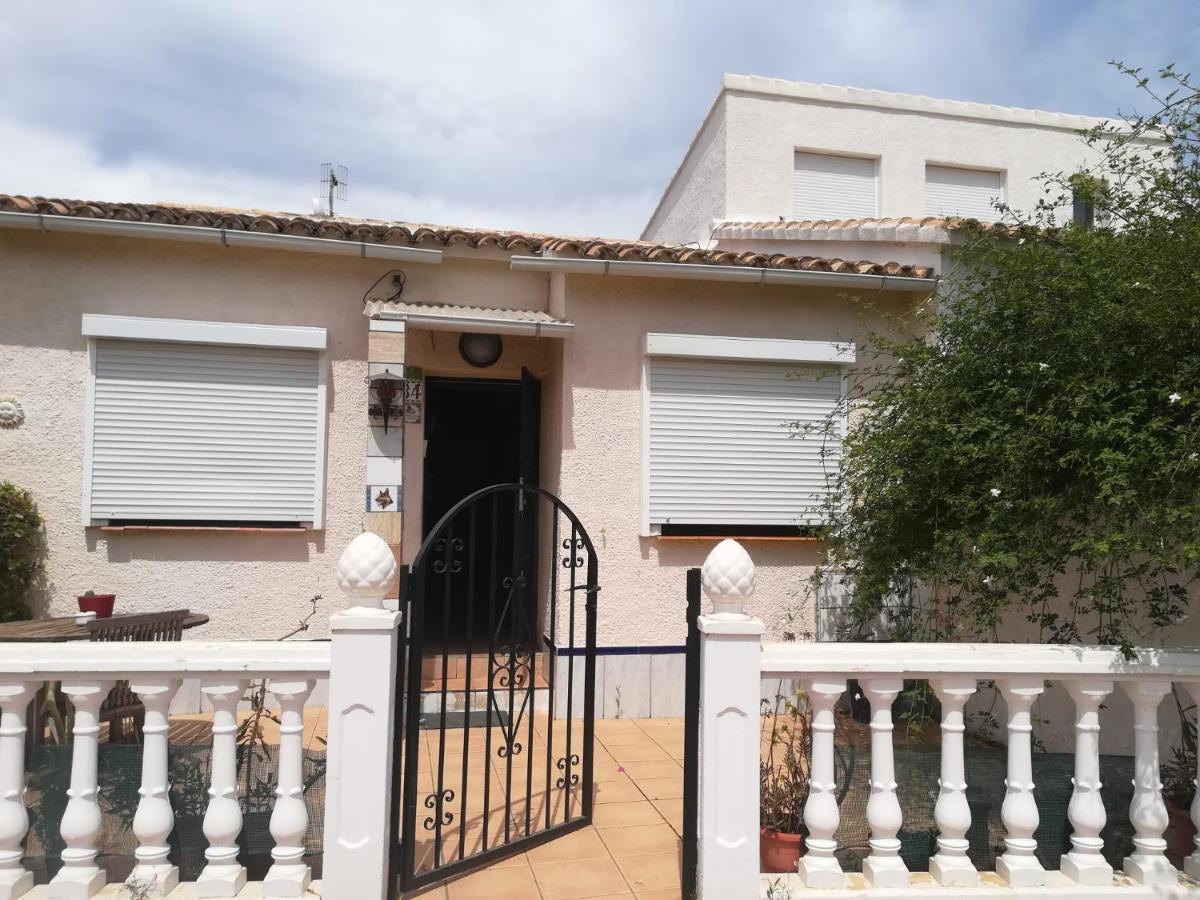 Bungalow Cerca De La Playa Denia Luaran gambar